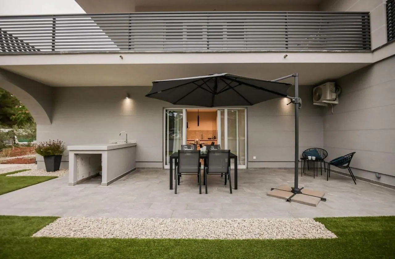 Luxury Apartments Villa Lacrima Šilo Gasthof