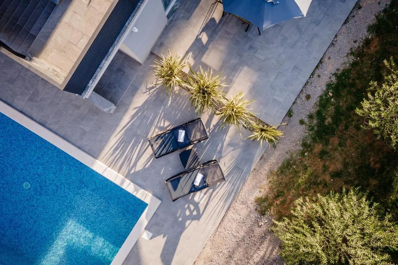 Gasthof Luxury Apartments Villa Lacrima Šilo